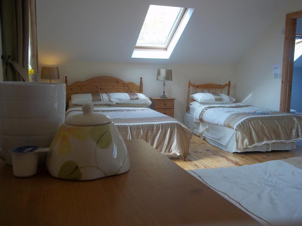 Mountainview B&B Leenaun Oda fotoğraf