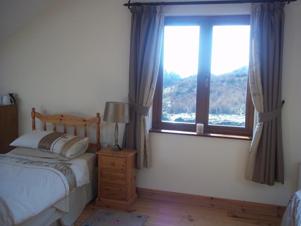 Mountainview B&B Leenaun Oda fotoğraf